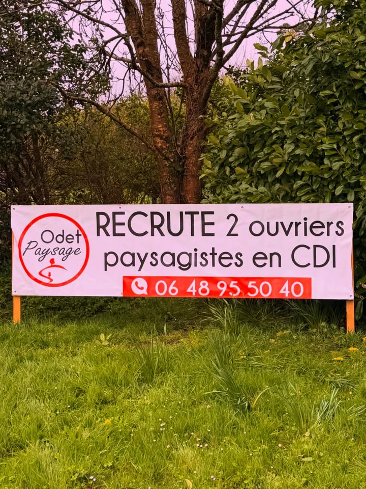 🌳 Nous recrutons 2 ouvriers paysagistes 🍀  Notre entreprise cherche…